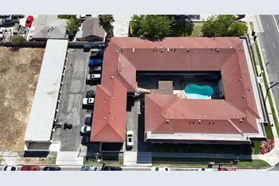 17100 Downey Avenue, Bellflower, CA 90706 - Photo 15