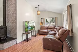 15221 Calle San Luis Potosi, Green Valley, CA 91390 - Photo 5