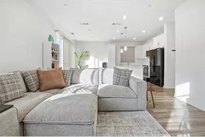 556 Enzo Street, Lake Elsinore, CA 92530 - Photo 5