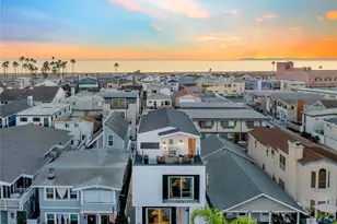 417 E Bay, Newport Beach, CA 92661 - Photo 1