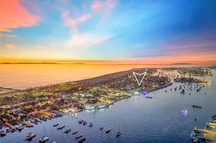 417 E Bay, Newport Beach, CA 92661 - Photo 3