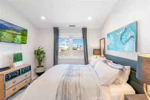 417 E Bay, Newport Beach, CA 92661 - Photo 35