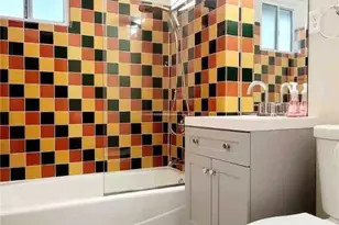 10632 Larry Dr, Anaheim, CA 92804 - Photo 11