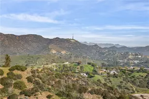 6960 Pacific View, Los Angeles, CA 90068 - Photo 41