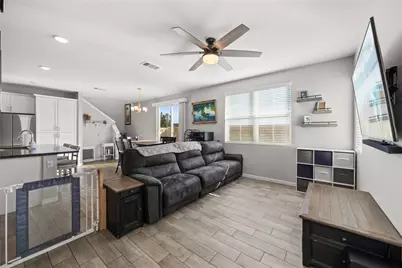 27448 Clarise Ln, Murrieta, CA 92562 - Photo 9