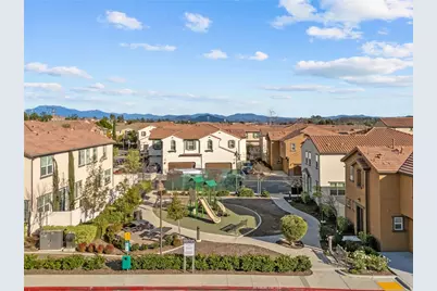 27448 Clarise Ln, Murrieta, CA 92562 - Photo 25