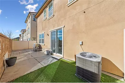 27448 Clarise Ln, Murrieta, CA 92562 - Photo 21
