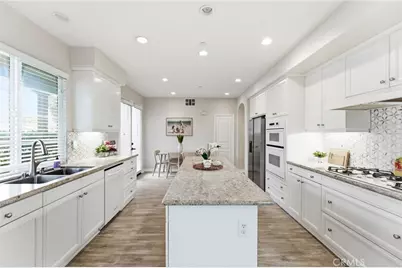 21245 Alanis, Huntington Beach, CA 92648 - Photo 15