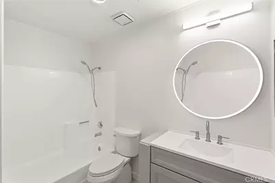 15111 Freeman Avenue #84, Lawndale, CA 90260 - Photo 17