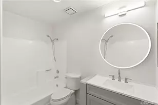 15111 Freeman Ave, Lawndale, CA 90260 - Photo 17