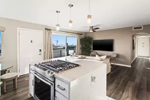 284 Chiquita, Laguna Beach, CA 92651 - Photo 29