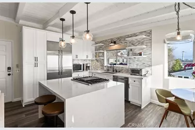 284 Chiquita, Laguna Beach, CA 92651 - Photo 9