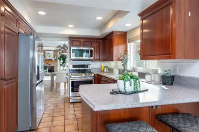 203 Utica Avenue, Huntington Beach, CA 92648 - Photo 7