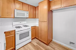 5201 Laguna Oaks, Elk Grove, CA 95758 - Photo 13