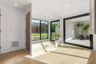 2910 Bayside, Corona del Mar, CA 92625 - Photo 3