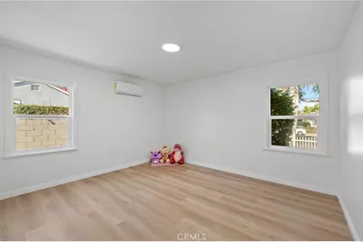 2100 W Valencia Drive, Fullerton, CA 92833 - Photo 25