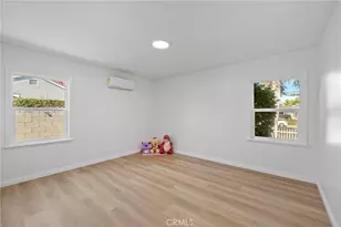 2100 W Valencia Dr, Fullerton, CA 92833 - Photo 25