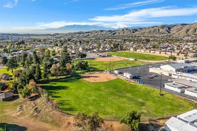 33969 Avenue E, Yucaipa, CA 92399 - Photo 33