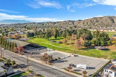 33969 Avenue E, Yucaipa, CA 92399 - Photo 31