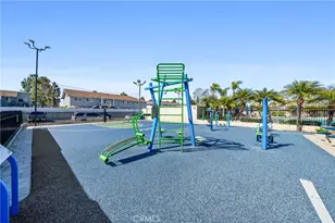 9958 Continental Dr, Huntington Beach, CA 92646 - Photo 53