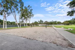 23401 Caminito Lazaro, Laguna Hills, CA 92653 - Photo 43