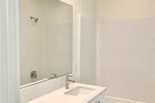 381 S Nevada Ave, Ventura, CA 93004 - Photo 11