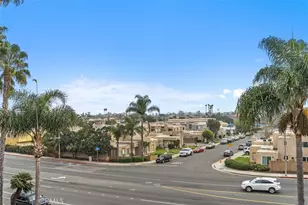 7651 Yorktown Ave, Huntington Beach, CA 92648 - Photo 33