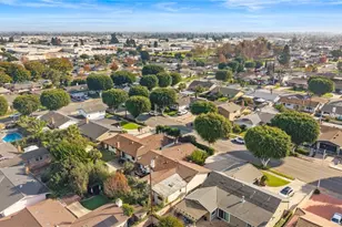 5071 Galway Cir, Huntington Beach, CA 92649 - Photo 41