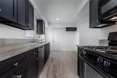 2916 Halldale, Los Angeles, CA 90018 - Photo 3