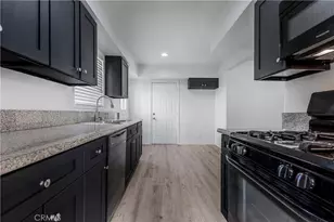 2916 Halldale, Los Angeles, CA 90018 - Photo 3