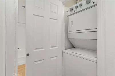 20331 Bluffside #303, Huntington Beach, CA 92646 - Photo 17