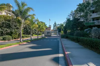 20331 Bluffside #303, Huntington Beach, CA 92646 - Photo 43