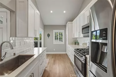 7402 Yellowtail Drive #202, Huntington Beach, CA 92648 - Photo 5