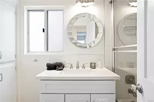 418 E Oceanfront, Newport Beach, CA 92661 - Photo 19