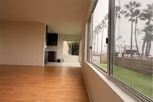 418 E Oceanfront, Newport Beach, CA 92661 - Photo 13