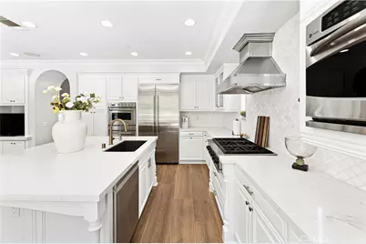 54 Valley Terrace, Irvine, CA 92603 - Photo 27