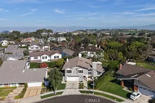 2056 Port Weybridge, Newport Beach, CA 92660 - Photo 39