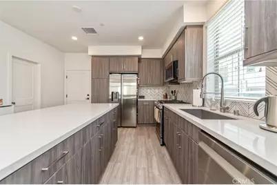 10502 Triple Crown, Cypress, CA 90720 - Photo 23