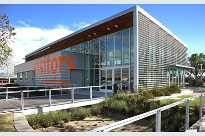 105 Isla, Irvine, CA 92618 - Photo 3