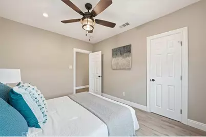 2805 S La Brea Avenue, Los Angeles, CA 90016 - Photo 21