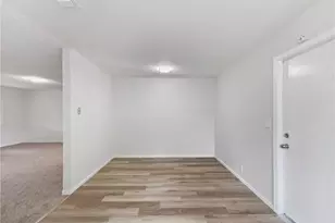 6025 Brett Dr, Sacramento, CA 95842 - Photo 15