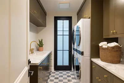 208 Via Palermo, Newport Beach, CA 92663 - Photo 21