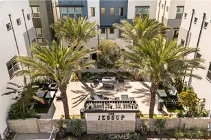 119 Jessup, Tustin, CA 92780 - Photo 39