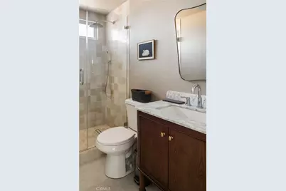 13025 Roselle Avenue, Hawthorne, CA 90250 - Photo 11