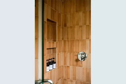 13025 Roselle Avenue, Hawthorne, CA 90250 - Photo 15