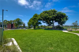 543 Laguna Dr, Carlsbad, CA 92008 - Photo 33
