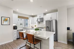 15 Splendor Wy, Rancho Mission Viejo, CA 92694 - Photo 3