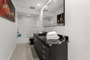 10430 Wilshire Blvd, Los Angeles, CA 90024 - Photo 9