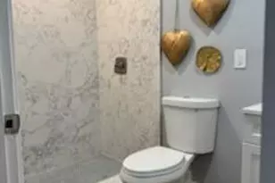 2121 Sandalwood Dr, Stockton, CA 95210 - Photo 11