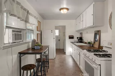 12233 Academy, Artesia, CA 90701 - Photo 9